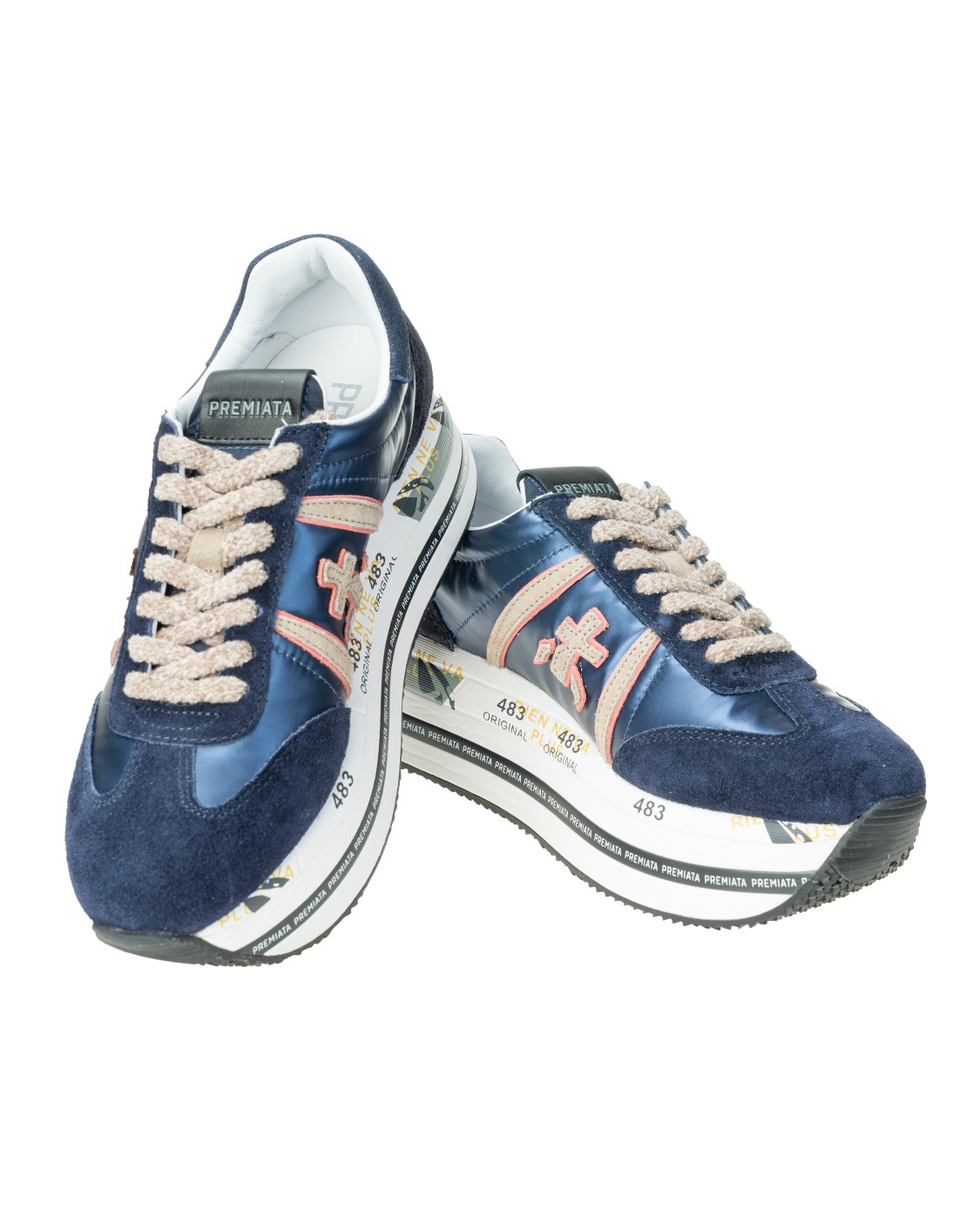 shop PREMIATA Saldi Scarpe: Premiata Sneakers 'Beth 5352' in pelle scamosciata e tessuto tecnico. 
Logo Premiata ton a contrasto.
Fondo platform personalizzato dalla serigrafia logata Premiata.
Altezza Suola 5 cm.
Fusbet Interno 27 cm.
Composizione: 
Suola: 75% EVA (PLASTIC MATERIAL) 20% RUBBER 5% TPU.
Tomaia: 45% CALF LEATHER 40% PL 15% PU.. BETH VAR-5352 number 1562677